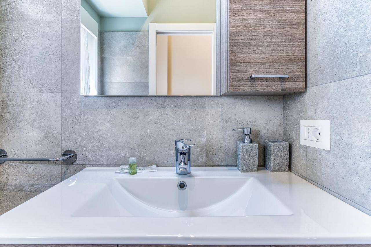 Mora Apartment Milano Dış mekan fotoğraf